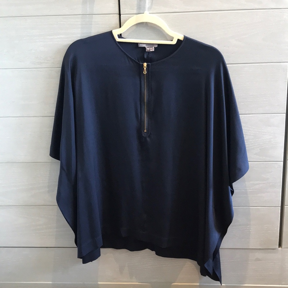 Vince navy silky top with zipper XS